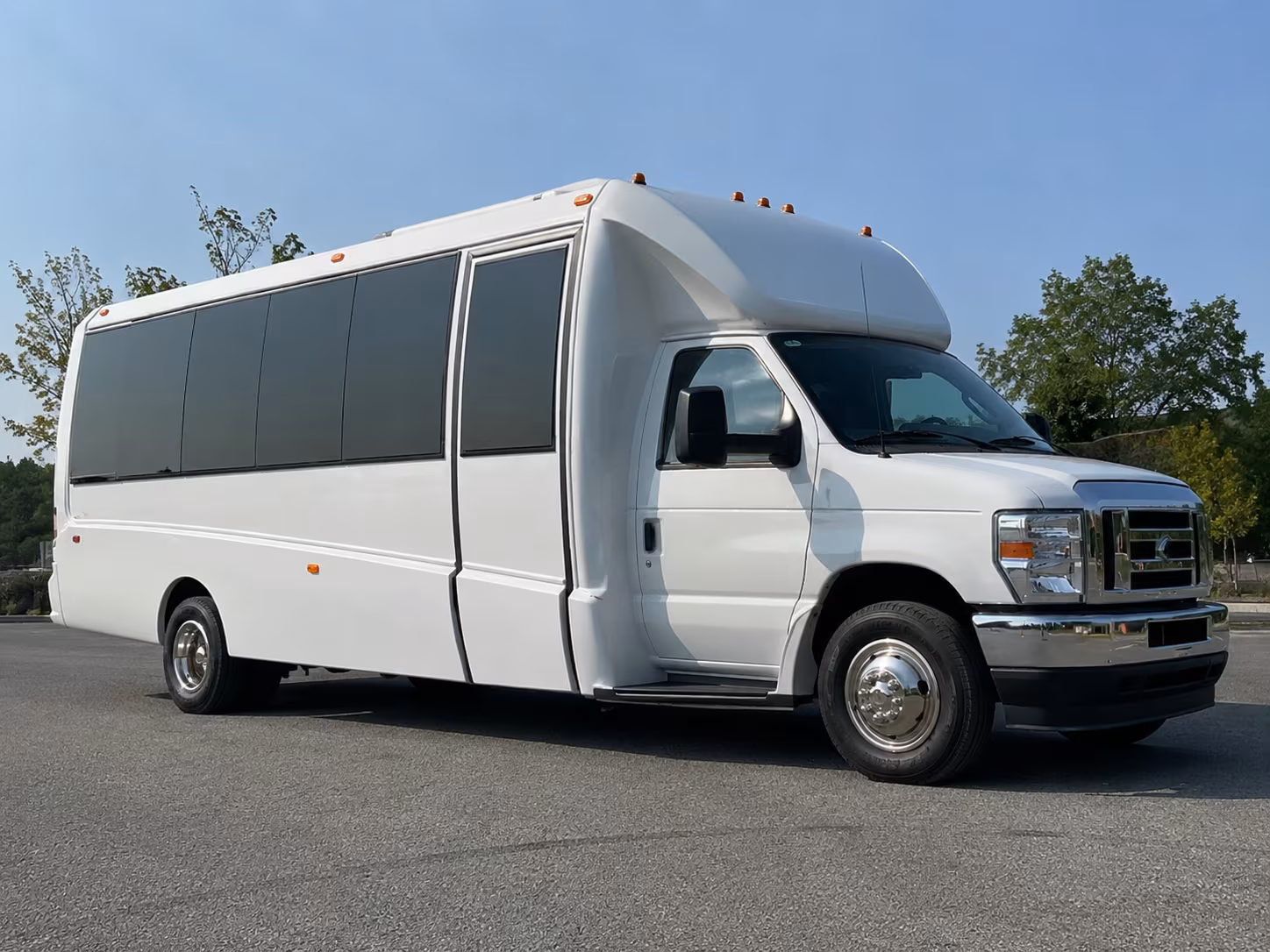 disneyland resort party bus rental